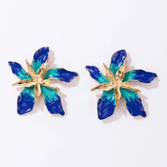 Spring Anthropologie Flower Earrings - Picture 4 of 5
